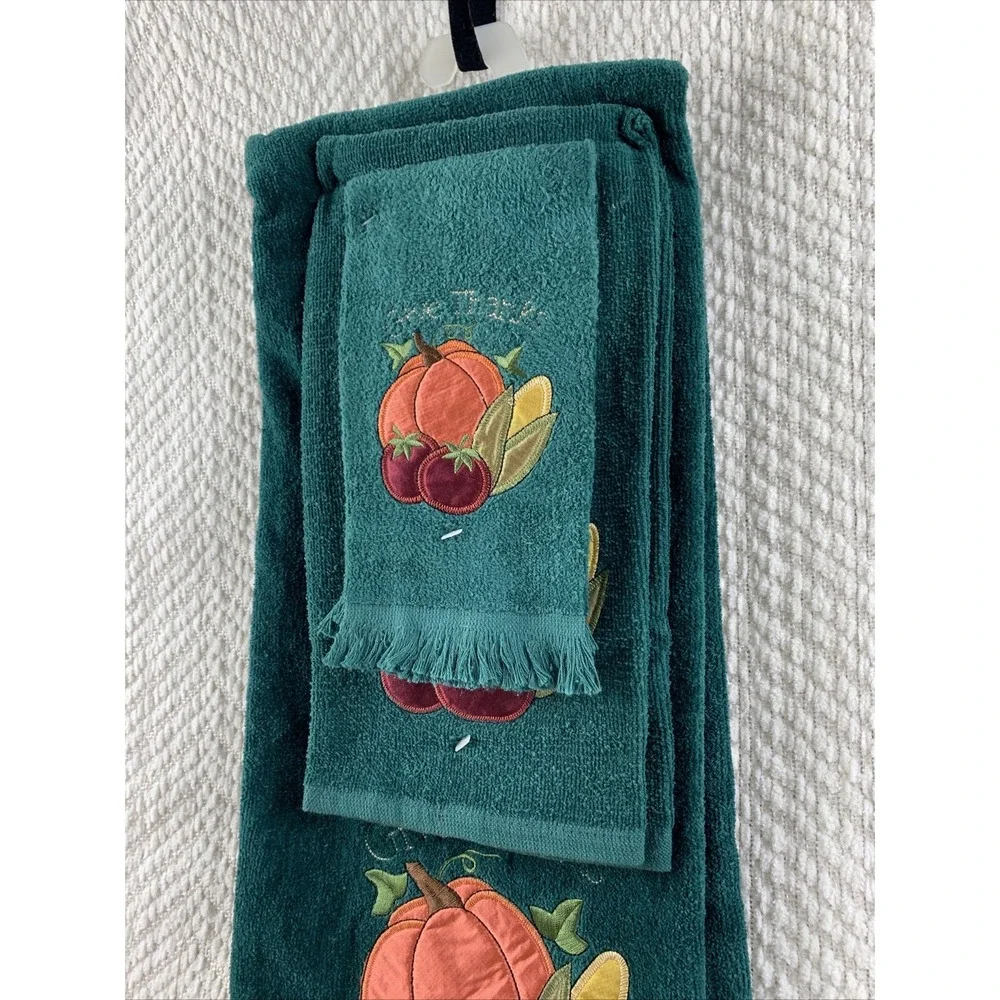 Thanksgiving Decorator Green Bath Room Hand Towels Set Fall‎ Pumpkin Embroidered